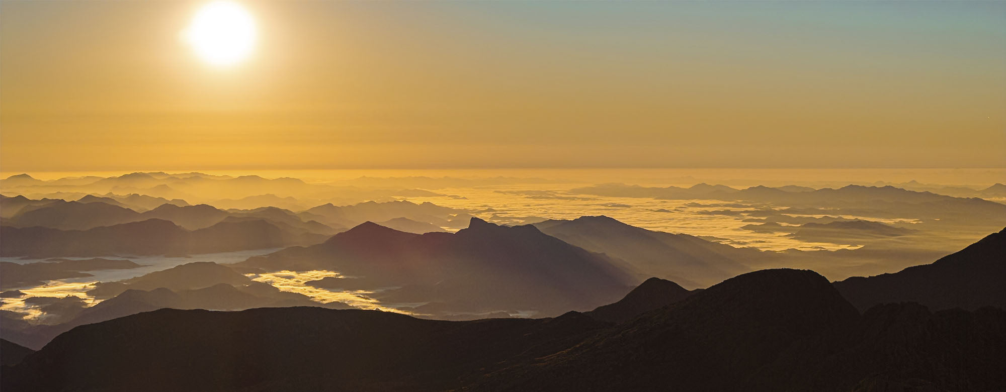 O primeiro Parque Nacional do Brasil: trilhas e paisagens surreais no Itatiaia