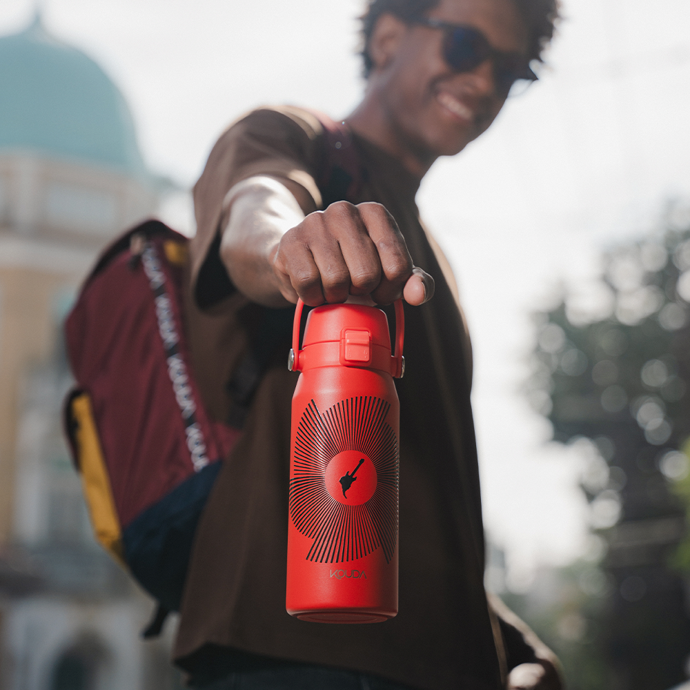 Garrafa Térmica Kouda Vega - 500ml - Rock in Rio - Fractal - Vermelho